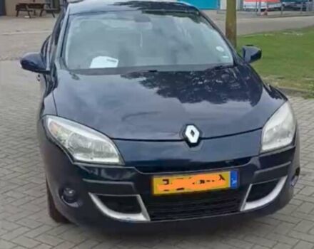 Рено Меган 2009 в Талалаевки на Automoto.ua Синий Рено Меган, объемом двигателя 1.6 л и пробегом 220 тыс. км за 7100 $, фото 8 на Automoto.ua