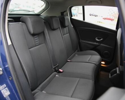 Синий Рено Меган, объемом двигателя 1.6 л и пробегом 239 тыс. км за 6900 $, фото 8 на Automoto.ua