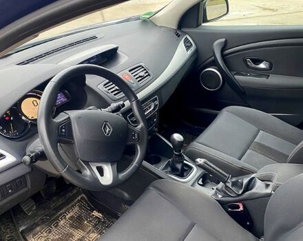 Синій Рено Меган, об'ємом двигуна 16 л та пробігом 280 тис. км за 6500 $, фото 3 на Automoto.ua