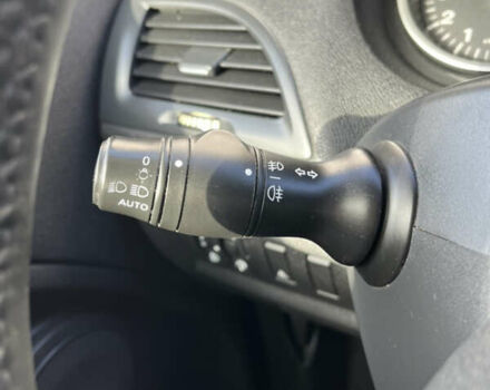 Синий Рено Меган, объемом двигателя 1.6 л и пробегом 187 тыс. км за 7150 $, фото 39 на Automoto.ua