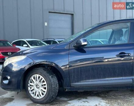 Рено Меган 2009 у Львові на Automoto.ua Синій Рено Меган, об'ємом двигуна 1.5 л та пробігом 244 тис. км за 5940 $, фото 2 на Automoto.ua