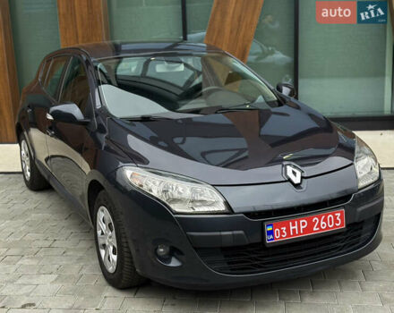 Синий Рено Меган, объемом двигателя 1.6 л и пробегом 168 тыс. км за 7999 $, фото 1 на Automoto.ua