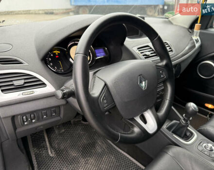 Синій Рено Меган, об'ємом двигуна 1.9 л та пробігом 220 тис. км за 6500 $, фото 11 на Automoto.ua