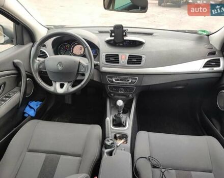 Синий Рено Меган, объемом двигателя 1.6 л и пробегом 203 тыс. км за 6700 $, фото 9 на Automoto.ua