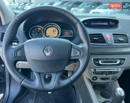 Рено Меган 2009 у Львові на Automoto.ua Синій Рено Меган, об'ємом двигуна 1.5 л та пробігом 244 тис. км за 5940 $, фото 20 на Automoto.ua
