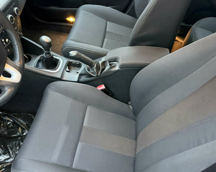 Синій Рено Меган, об'ємом двигуна 1.6 л та пробігом 227 тис. км за 6150 $, фото 12 на Automoto.ua