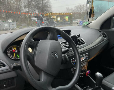 Синий Рено Меган, объемом двигателя 1.6 л и пробегом 167 тыс. км за 7000 $, фото 13 на Automoto.ua