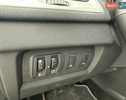 Синій Рено Меган, об'ємом двигуна 1.9 л та пробігом 220 тис. км за 6500 $, фото 14 на Automoto.ua