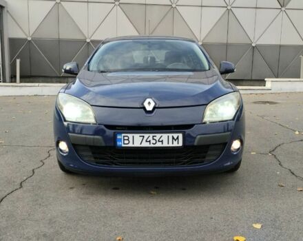 Синий Рено Меган, объемом двигателя 1.6 л и пробегом 290 тыс. км за 6700 $, фото 11 на Automoto.ua