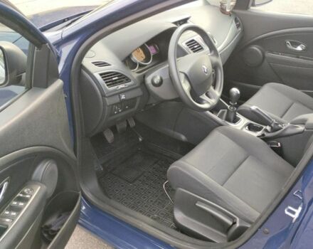 Синий Рено Меган, объемом двигателя 1.6 л и пробегом 290 тыс. км за 6700 $, фото 14 на Automoto.ua