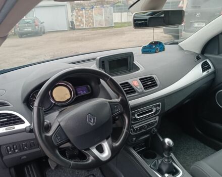 Синий Рено Меган, объемом двигателя 1.6 л и пробегом 217 тыс. км за 7200 $, фото 6 на Automoto.ua