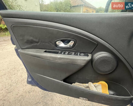 Синій Рено Меган, об'ємом двигуна 1.46 л та пробігом 260 тис. км за 5100 $, фото 11 на Automoto.ua
