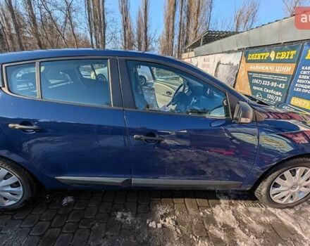 Синий Рено Меган, объемом двигателя 1.6 л и пробегом 297 тыс. км за 7100 $, фото 2 на Automoto.ua