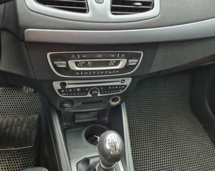 Синий Рено Меган, объемом двигателя 2 л и пробегом 231 тыс. км за 5800 $, фото 55 на Automoto.ua