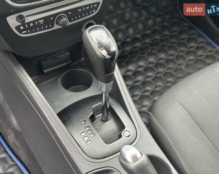 Синий Рено Меган, объемом двигателя 1.6 л и пробегом 298 тыс. км за 6990 $, фото 23 на Automoto.ua