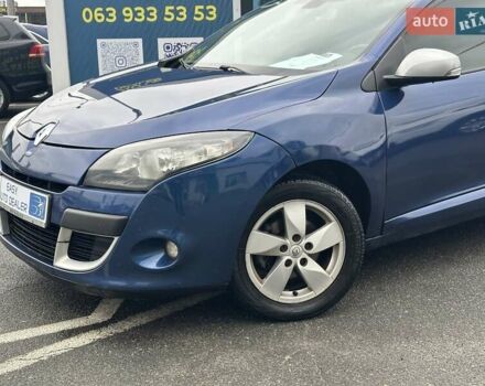 Синий Рено Меган, объемом двигателя 1.6 л и пробегом 298 тыс. км за 6990 $, фото 10 на Automoto.ua