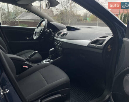 Синий Рено Меган, объемом двигателя 1.6 л и пробегом 196 тыс. км за 7300 $, фото 32 на Automoto.ua