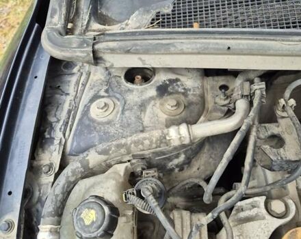 Синий Рено Меган, объемом двигателя 2 л и пробегом 231 тыс. км за 5800 $, фото 30 на Automoto.ua