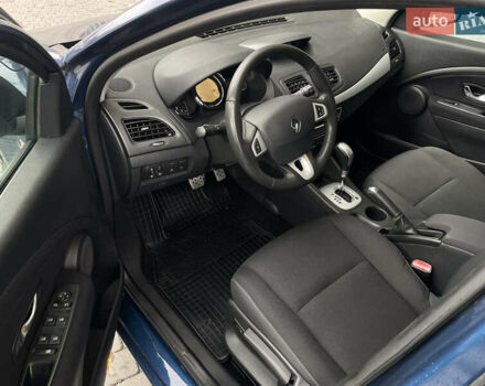 Синий Рено Меган, объемом двигателя 1.6 л и пробегом 196 тыс. км за 7300 $, фото 22 на Automoto.ua