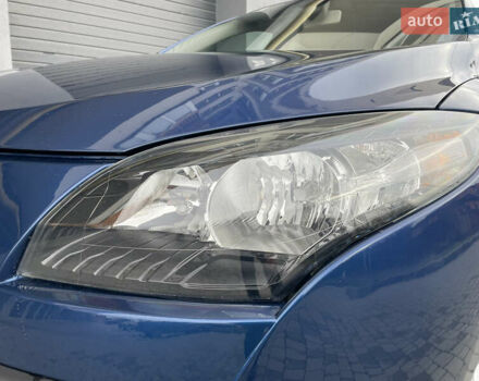 Синий Рено Меган, объемом двигателя 1.6 л и пробегом 196 тыс. км за 7300 $, фото 2 на Automoto.ua