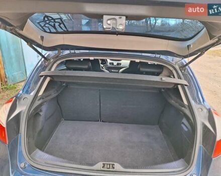 Синий Рено Меган, объемом двигателя 1.6 л и пробегом 248 тыс. км за 6500 $, фото 8 на Automoto.ua