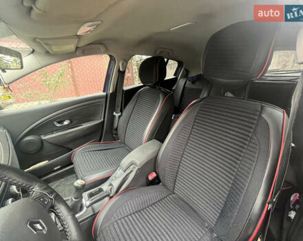 Синій Рено Меган, об'ємом двигуна 1.46 л та пробігом 260 тис. км за 5100 $, фото 14 на Automoto.ua