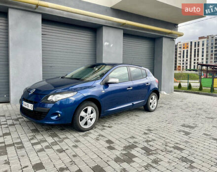 Синий Рено Меган, объемом двигателя 1.6 л и пробегом 196 тыс. км за 7300 $, фото 3 на Automoto.ua