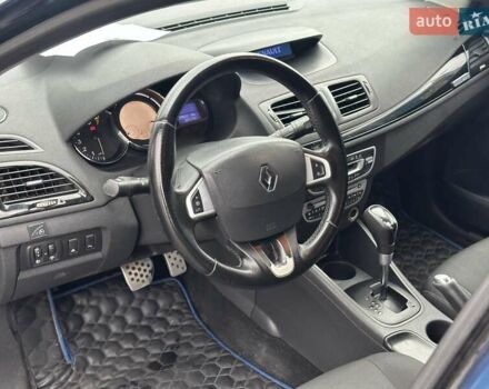 Синий Рено Меган, объемом двигателя 1.6 л и пробегом 298 тыс. км за 6990 $, фото 14 на Automoto.ua