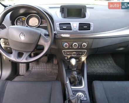 Синий Рено Меган, объемом двигателя 1.5 л и пробегом 204 тыс. км за 6300 $, фото 9 на Automoto.ua
