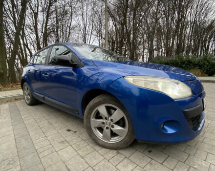 Синий Рено Меган, объемом двигателя 1.5 л и пробегом 255 тыс. км за 5999 $, фото 2 на Automoto.ua