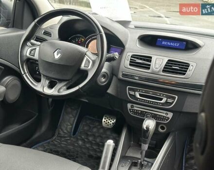 Синий Рено Меган, объемом двигателя 1.6 л и пробегом 298 тыс. км за 6990 $, фото 28 на Automoto.ua