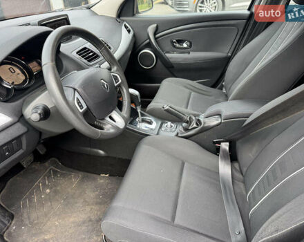 Рено Меган 2012 в Ровно на Automoto.ua Синий Рено Меган, объемом двигателя 1.5 л и пробегом 236 тыс. км за 5493 $, фото 7 на Automoto.ua