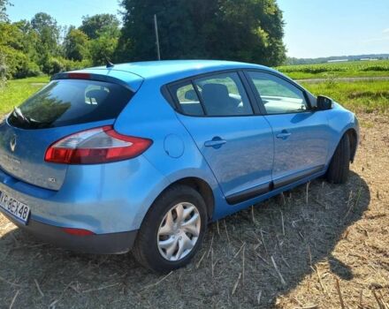 Рено Меган 2012 в Теребовле на Automoto.ua Синий Рено Меган, объемом двигателя 0 л и пробегом 190 тыс. км за 2500 $, фото 4 на Automoto.ua