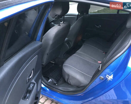 Рено Меган 2012 в Львове на Automoto.ua Синий Рено Меган, объемом двигателя 1.5 л и пробегом 300 тыс. км за 5250 $, фото 16 на Automoto.ua