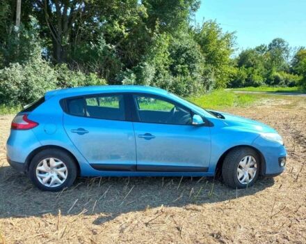 Рено Меган 2012 в Теребовле на Automoto.ua Синий Рено Меган, объемом двигателя 0 л и пробегом 190 тыс. км за 2500 $, фото 3 на Automoto.ua