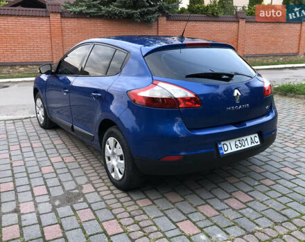 Рено Меган 2012 в Львове на Automoto.ua Синий Рено Меган, объемом двигателя 1.5 л и пробегом 300 тыс. км за 5250 $, фото 8 на Automoto.ua