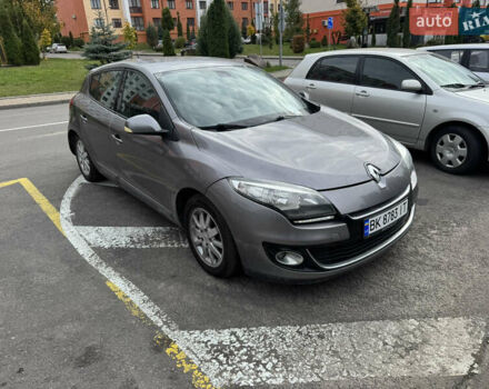 Рено Меган 2012 в Ровно на Automoto.ua Синий Рено Меган, объемом двигателя 1.5 л и пробегом 236 тыс. км за 5493 $, фото 2 на Automoto.ua