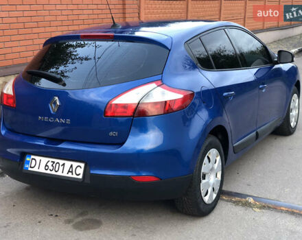Рено Меган 2012 в Львове на Automoto.ua Синий Рено Меган, объемом двигателя 1.5 л и пробегом 300 тыс. км за 5250 $, фото 2 на Automoto.ua