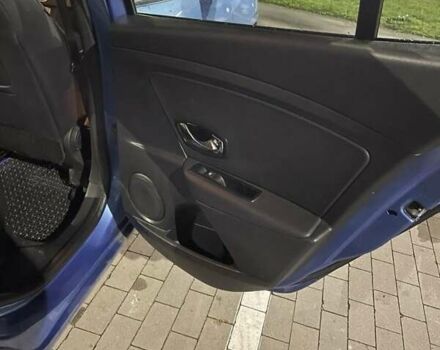 Синий Рено Меган, объемом двигателя 1.5 л и пробегом 275 тыс. км за 8000 $, фото 2 на Automoto.ua