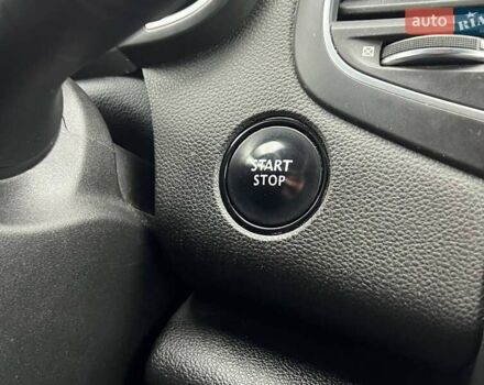 Синій Рено Меган, об'ємом двигуна 1.62 л та пробігом 135 тис. км за 18990 $, фото 26 на Automoto.ua