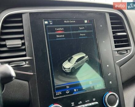 Синій Рено Меган, об'ємом двигуна 1.62 л та пробігом 135 тис. км за 18990 $, фото 28 на Automoto.ua