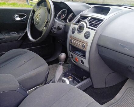 Синий Рено Меган, объемом двигателя 1.9 л и пробегом 225 тыс. км за 3800 $, фото 2 на Automoto.ua