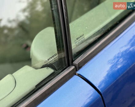 Синий Рено Меган, объемом двигателя 2 л и пробегом 188 тыс. км за 3700 $, фото 7 на Automoto.ua