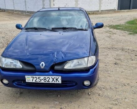 Синий Рено Меган, объемом двигателя 1.6 л и пробегом 50 тыс. км за 950 $, фото 5 на Automoto.ua