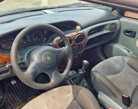 Синий Рено Меган, объемом двигателя 1.6 л и пробегом 50 тыс. км за 950 $, фото 9 на Automoto.ua