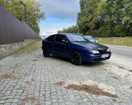 Синій Рено Меган, об'ємом двигуна 2 л та пробігом 375 тис. км за 1300 $, фото 2 на Automoto.ua