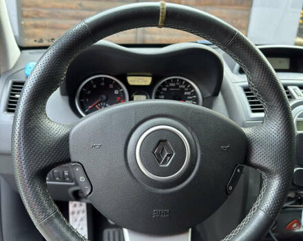 Синий Рено Меган, объемом двигателя 2 л и пробегом 170 тыс. км за 8500 $, фото 6 на Automoto.ua