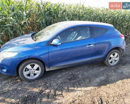 Синий Рено Меган, объемом двигателя 1.46 л и пробегом 112 тыс. км за 4800 $, фото 2 на Automoto.ua