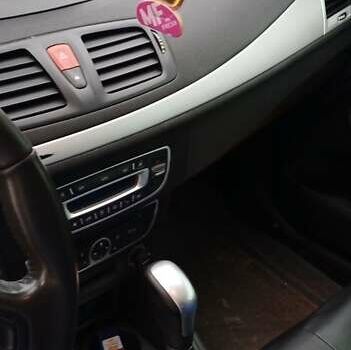 Синий Рено Меган, объемом двигателя 2 л и пробегом 255 тыс. км за 7000 $, фото 2 на Automoto.ua