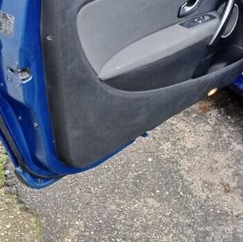 Синий Рено Меган, объемом двигателя 2 л и пробегом 255 тыс. км за 7000 $, фото 3 на Automoto.ua